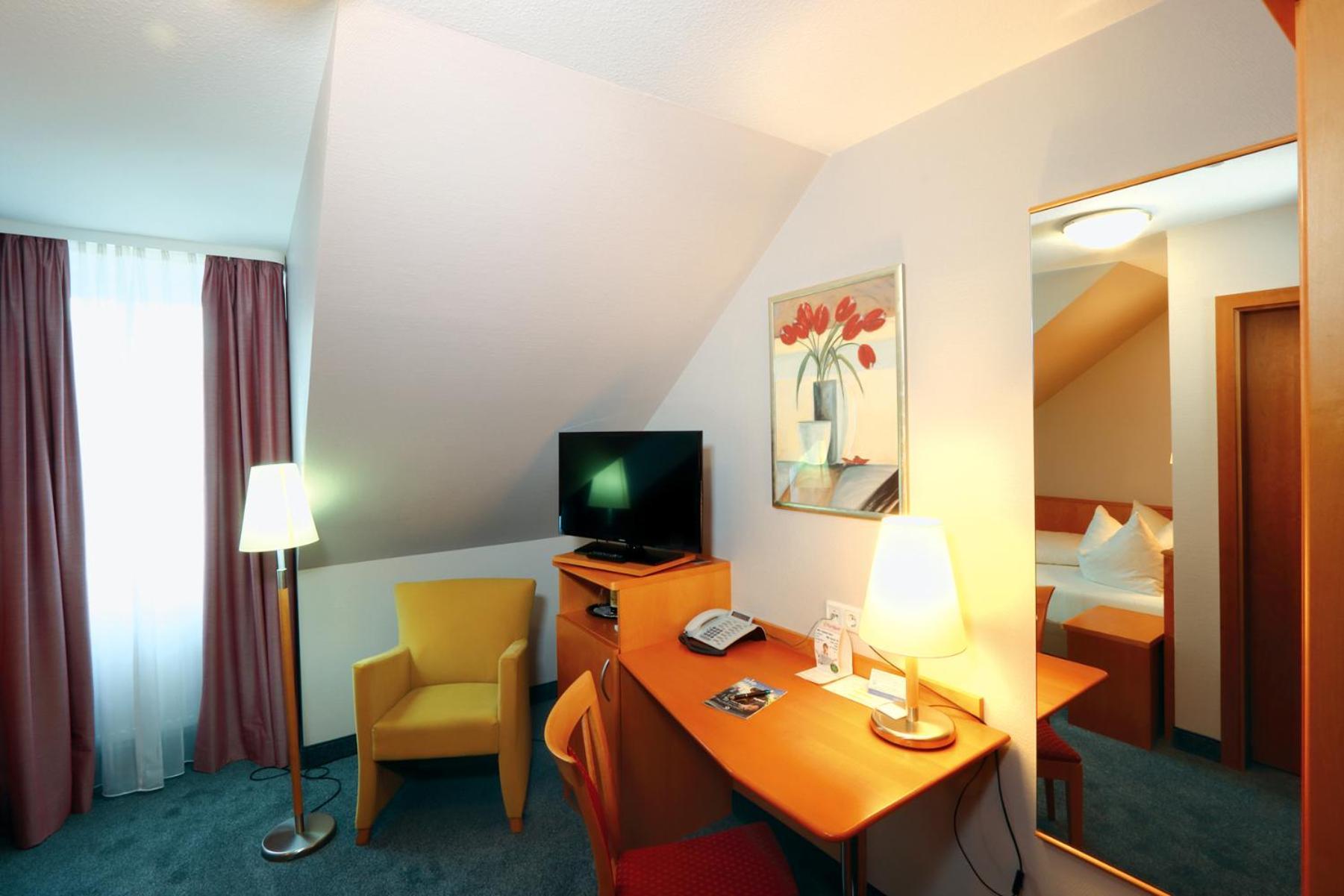Hotel Und Restaurant Eurohof 뒤스부르크 외부 사진