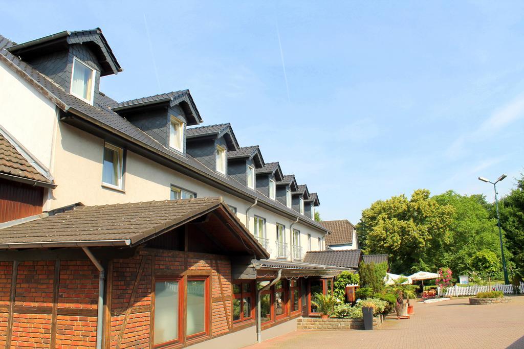 Hotel Und Restaurant Eurohof 뒤스부르크 외부 사진