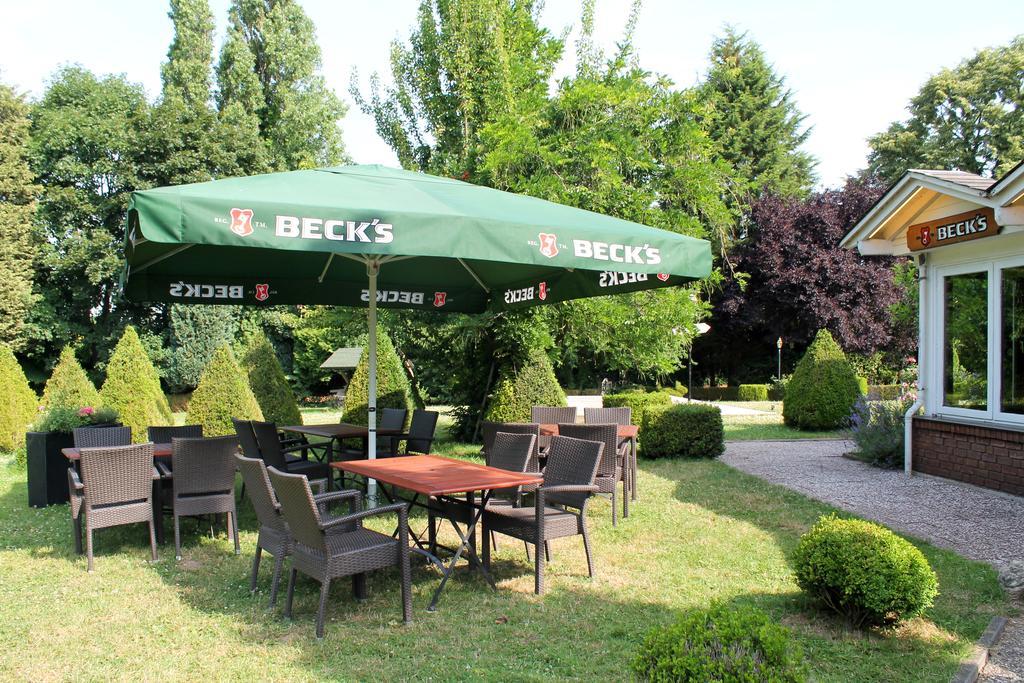 Hotel Und Restaurant Eurohof 뒤스부르크 외부 사진